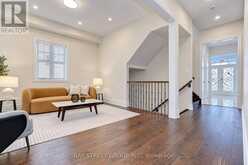 11 LEARY CRESCENT | Richmond Hill Ontario | Slide Image Eight