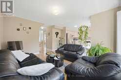 2194 SUTTON DRIVE | Burlington Ontario | Slide Image Thirteen