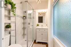 4602 RYERSON CRESCENT | Niagara Falls Ontario | Slide Image Eight