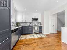 45 ROBINSON STREET | Toronto Ontario | Slide Image Nine