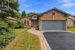 3 MAW COURT | Barrie Ontario | Slide Image Three