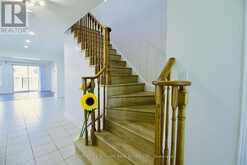 61 LIGHTCATCHER CIRCLE | Brampton Ontario | Slide Image Eleven