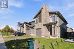 639 BLACKACRES BOULEVARD | London Ontario | Slide Image Three