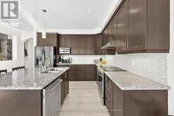 67 MANOR FOREST ROAD | East Gwillimbury Ontario | Slide Image Ten
