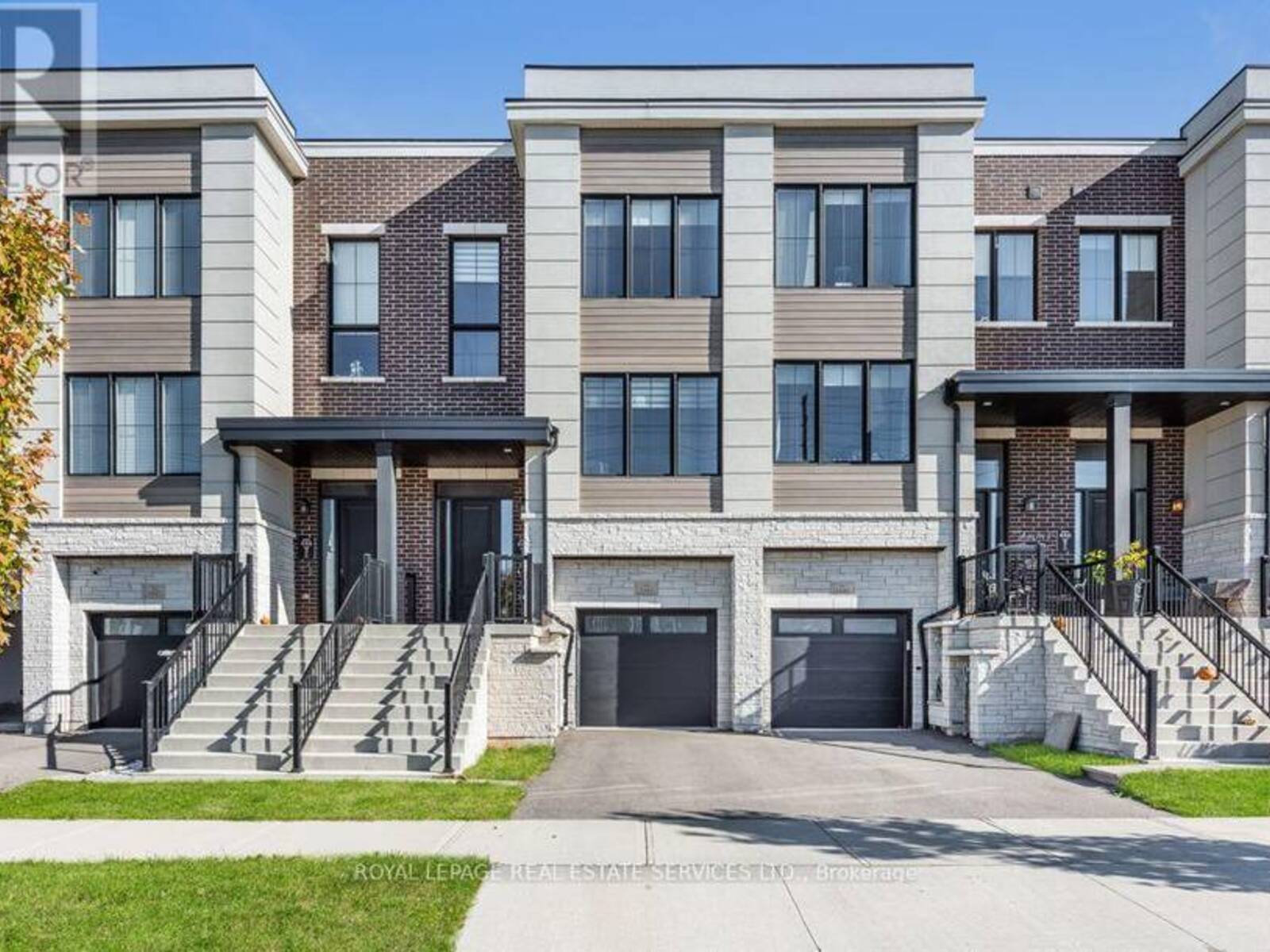 1444 YELLOW ROSE CIRCLE, Oakville, Ontario L6M 4G3