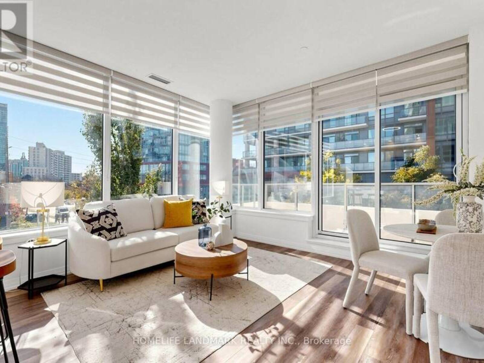 207 - 75 CANTERBURY PLACE, Toronto, Ontario M2N 0L2