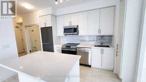 1608 - 75 ONEIDA CRESCENT | Richmond Hill Ontario | Slide Image Seven