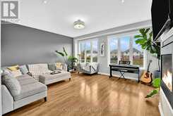 8445 SWEET CHESTNUT DRIVE | Niagara Falls Ontario | Slide Image Ten