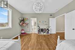 8445 SWEET CHESTNUT DRIVE | Niagara Falls Ontario | Slide Image Twenty-three