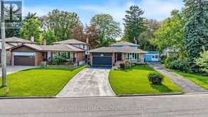 242 BEECHGROVE DRIVE | Toronto Ontario | Slide Image Forty-one