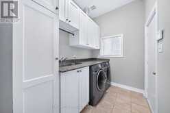 87 TURNING LEAF DRIVE | Vaughan Ontario | Slide Image Thirteen