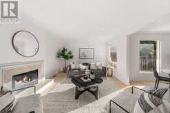 5 CHUMLEIGH CRESCENT | Markham Ontario | Slide Image Six
