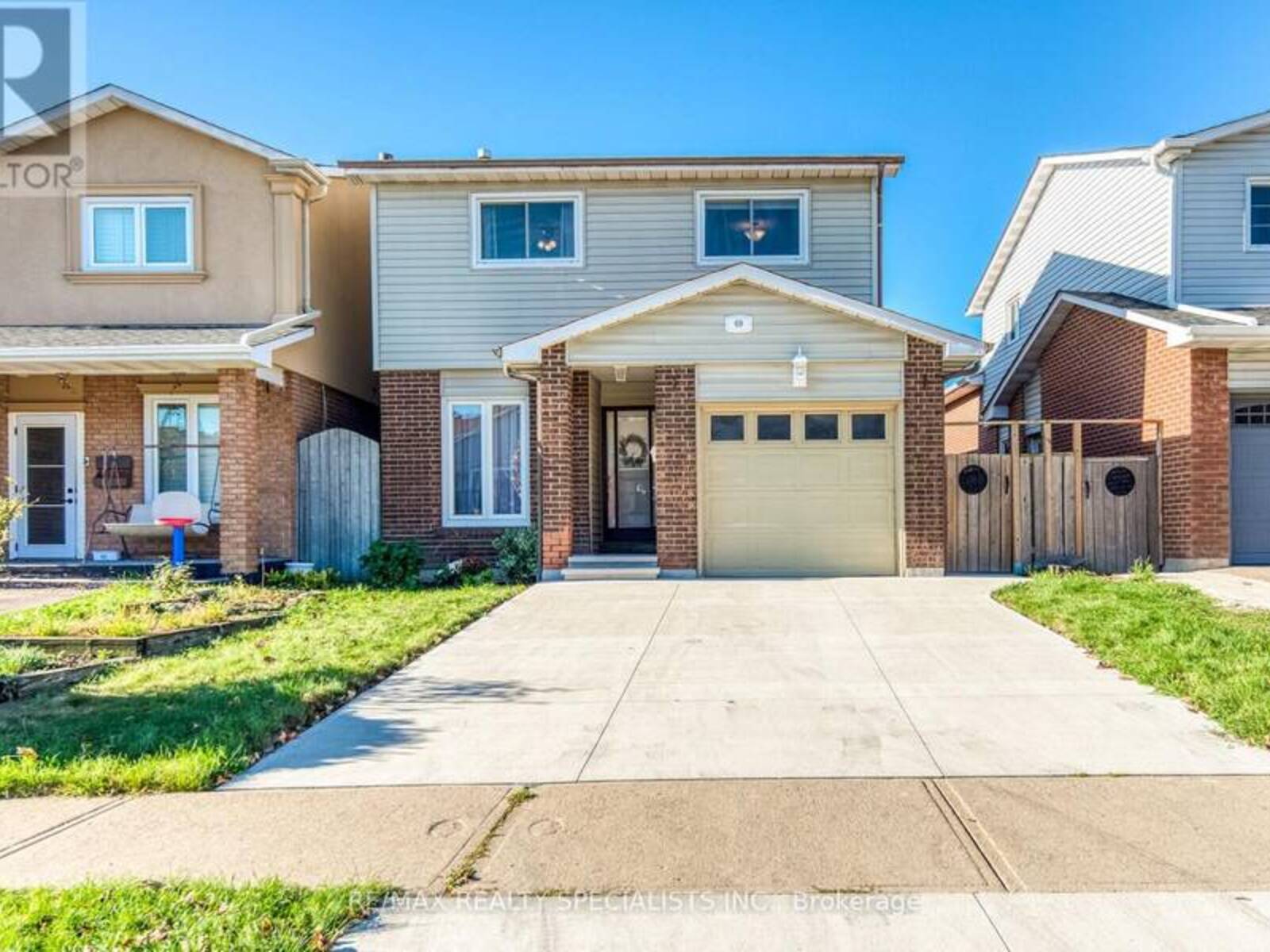 69 WINTERFOLD DRIVE, Brampton, Ontario L6V 3S9