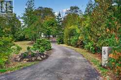 5 BULL'S LANE | Hamilton Ontario | Slide Image Thirty-nine