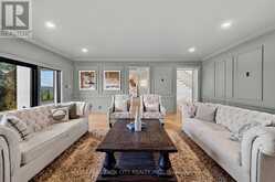 5 BULL'S LANE | Hamilton Ontario | Slide Image Nine
