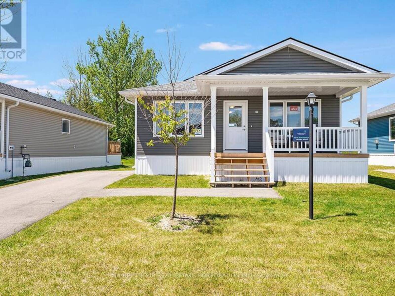 21 BLUFFS VIEW BOULEVARD, Goderich, Ontario N7A 0C1