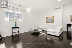 124 SCARBORO CRESCENT | Toronto Ontario | Slide Image Twenty-eight