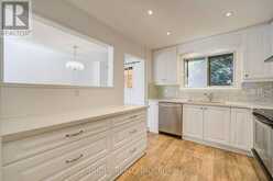 34 STATELY WAY | Markham Ontario | Slide Image Thirteen