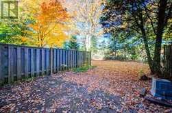 34 STATELY WAY | Markham Ontario | Slide Image Thirty-three