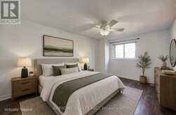34 STATELY WAY | Markham Ontario | Slide Image Seventeen