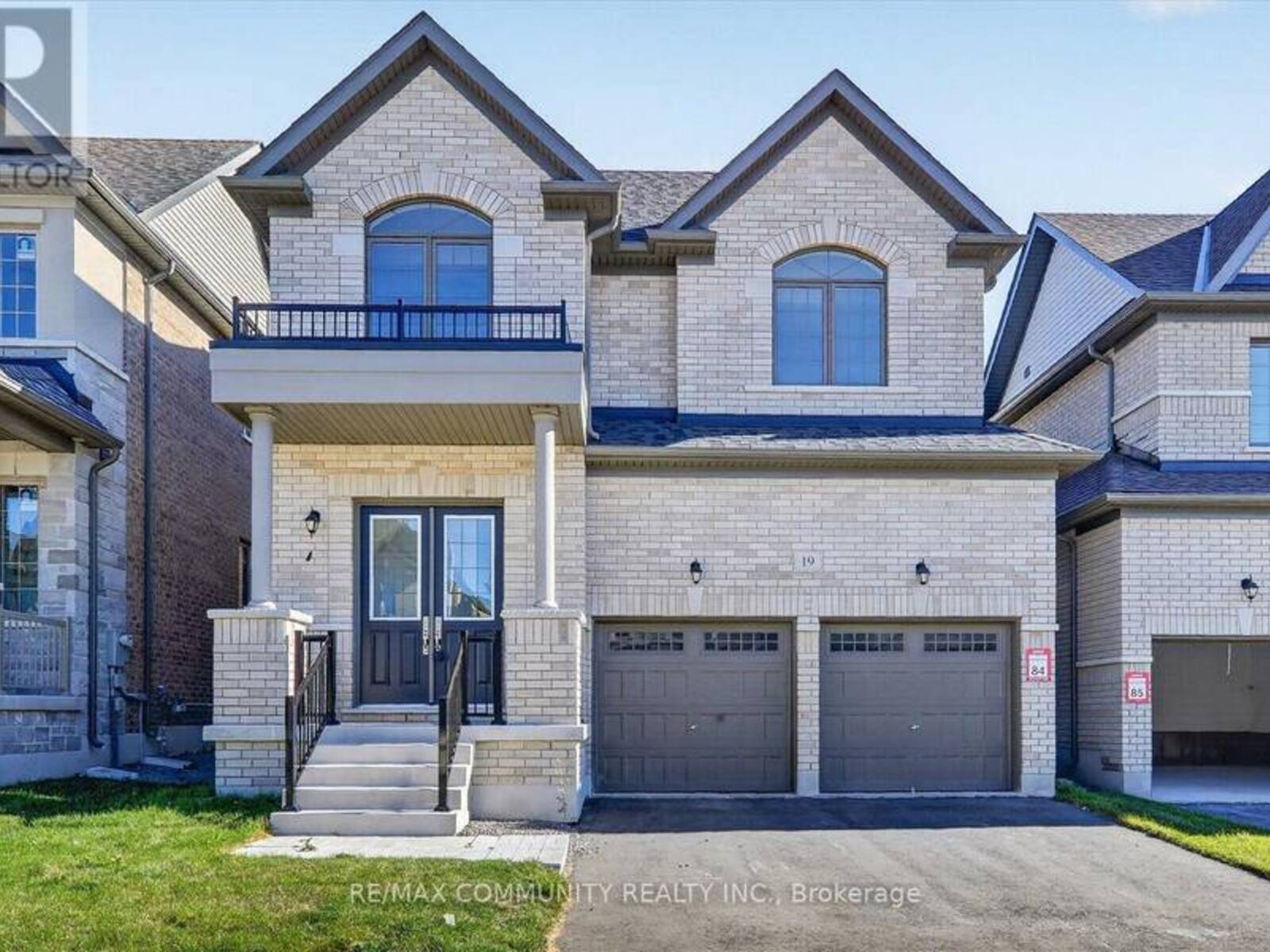 19 ROGERSON STREET, Clarington, Ontario L1B 0W4