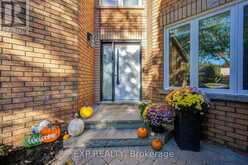 779 MCLAREN STREET | Newmarket Ontario | Slide Image Two