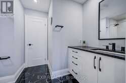 779 MCLAREN STREET | Newmarket Ontario | Slide Image Thirty-five