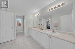 1042 WILBUR PIPHER CIRCLE | Newmarket Ontario | Slide Image Twenty-eight