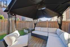 1042 WILBUR PIPHER CIRCLE | Newmarket Ontario | Slide Image Thirty-three