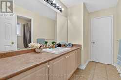 24 MEDLEY CRESCENT | Markham Ontario | Slide Image Thirty-two