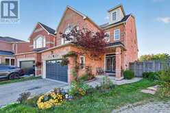 24 MEDLEY CRESCENT | Markham Ontario | Slide Image Three