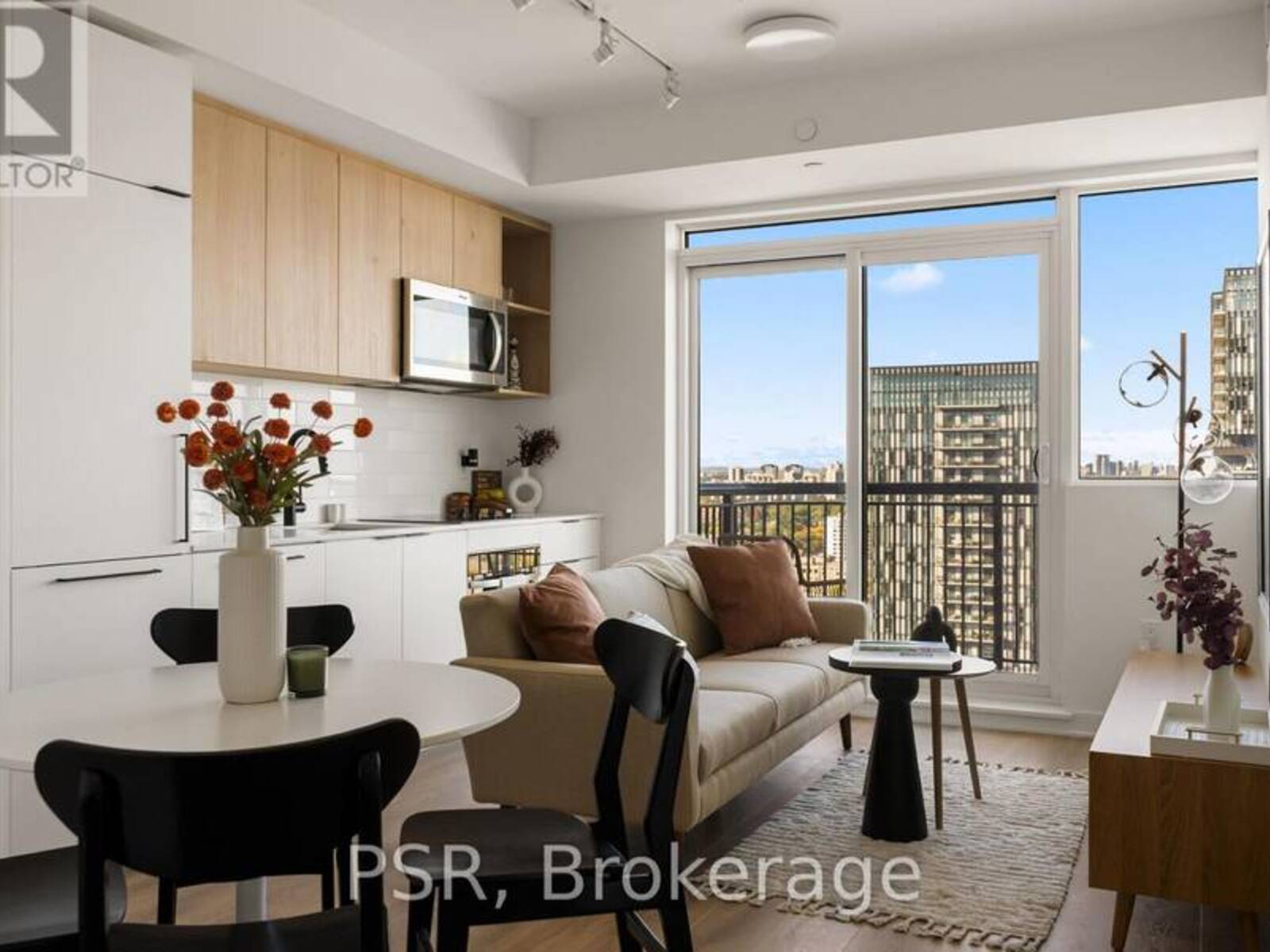 2011 - 1185 DUPONT STREET, Toronto, Ontario M6H 0G5