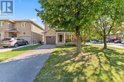 2206 GOLDEN ORCHARD TRAIL | Oakville Ontario | Slide Image Two