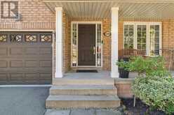 2206 GOLDEN ORCHARD TRAIL | Oakville Ontario | Slide Image Four