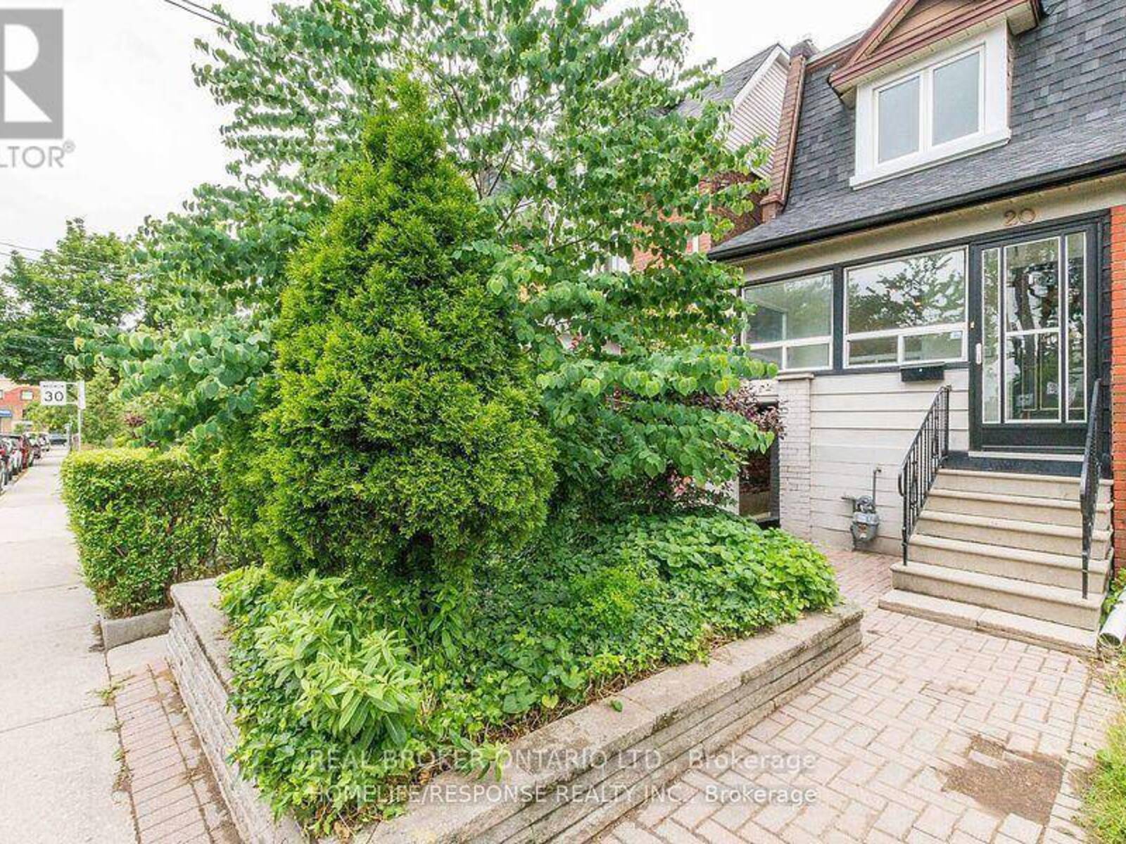 20 GOLDEN AVENUE W, Toronto, Ontario M6R 2J4