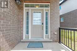 617 BENNINGER DRIVE | Kitchener Ontario | Slide Image Three
