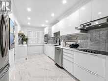 12 STRATHMORE DRIVE | Markham Ontario | Slide Image Sixteen