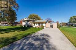 8968 BANTING AVENUE | Niagara Falls Ontario | Slide Image Four