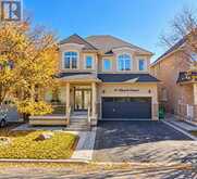 27 SLIPROCK CRESCENT | Brampton Ontario | Slide Image Three