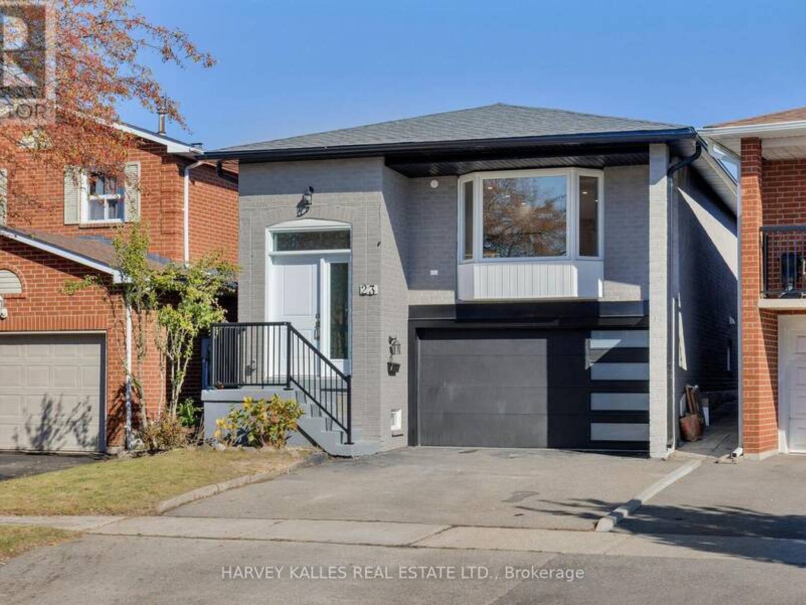 23 COG HILL DRIVE, Vaughan, Ontario L4K 1M6