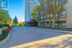 1104 - 880 DUNDAS STREET W | Mississauga Ontario | Slide Image Two