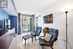 727 - 21 ICEBOAT TERRACE | Toronto Ontario | Slide Image Ten