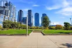 727 - 21 ICEBOAT TERRACE | Toronto Ontario | Slide Image Twenty-six