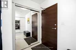 727 - 21 ICEBOAT TERRACE | Toronto Ontario | Slide Image Six