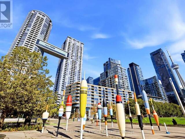 727 - 21 ICEBOAT TERRACE Toronto Ontario, M5V 4A9 - 1 Bedroom Condo For Sale