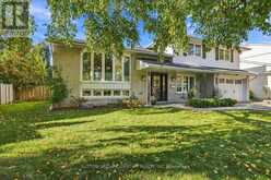 368 AURORA CRESCENT | Burlington Ontario | Slide Image Four