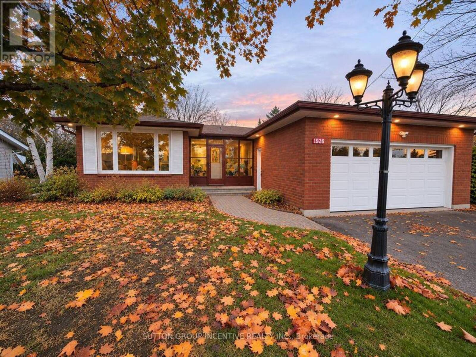 1926 INNISFIL BEACH ROAD, Innisfil, Ontario L9S 4B9
