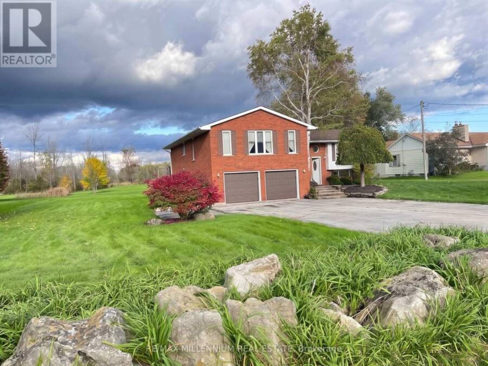 546 EVANS ROAD, Hamilton, Ontario L0R 2H1