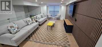 247 FERRIS ROAD | Toronto Ontario | Slide Image Eighteen