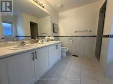 15 ZENG CHENG DRIVE | Markham Ontario | Slide Image Sixteen